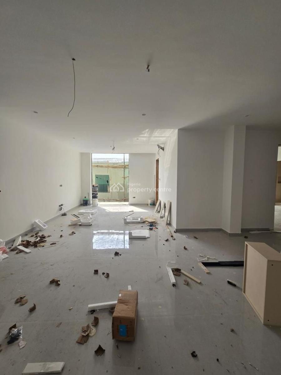 Lovely Built 2bedroom Apartment with Swimming Pool, Lekki Phase 1, Lekki, Lagos, Flat / Apartment for Sale