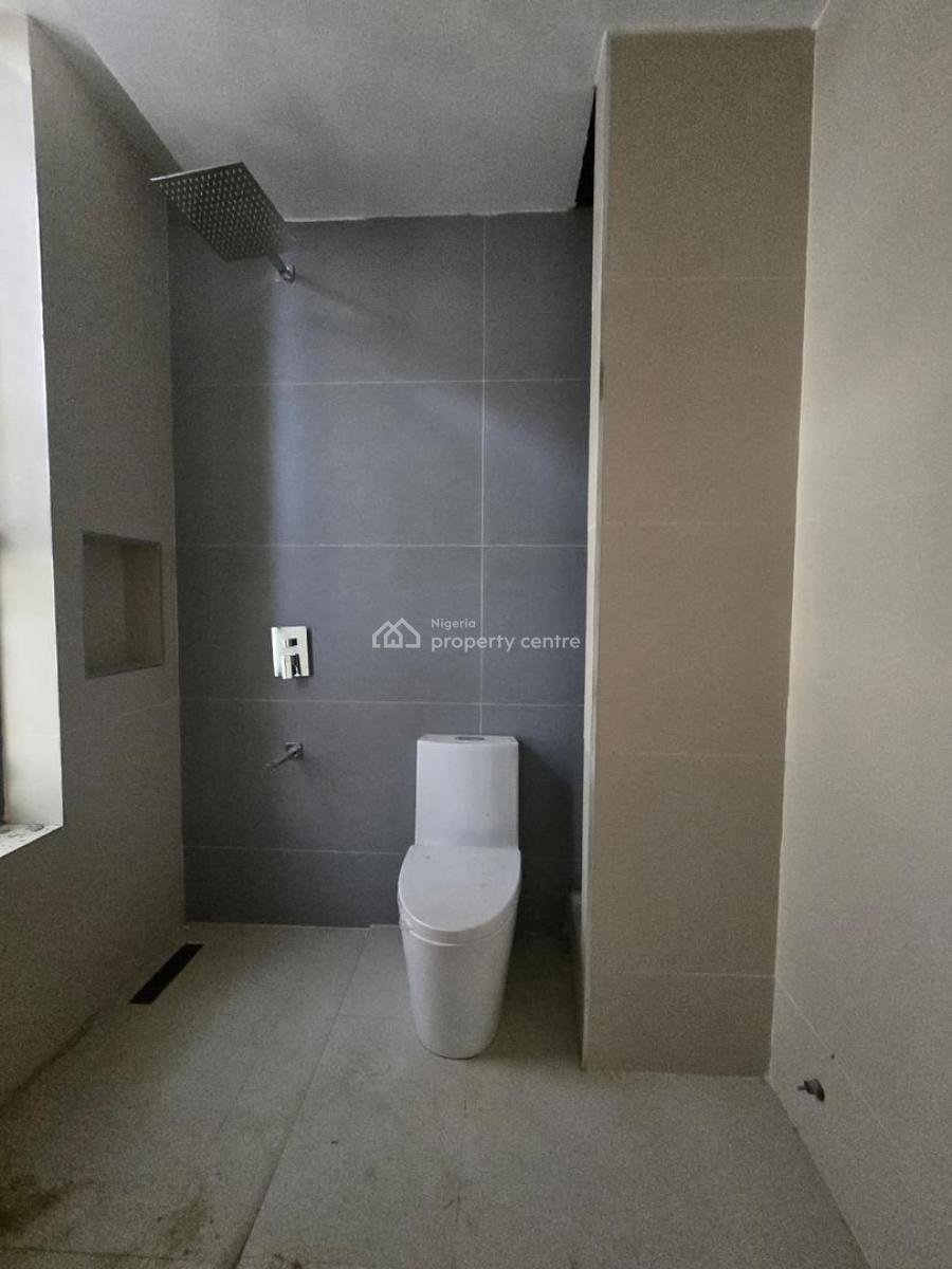 Lovely Built 2bedroom Apartment with Swimming Pool, Lekki Phase 1, Lekki, Lagos, Flat / Apartment for Sale