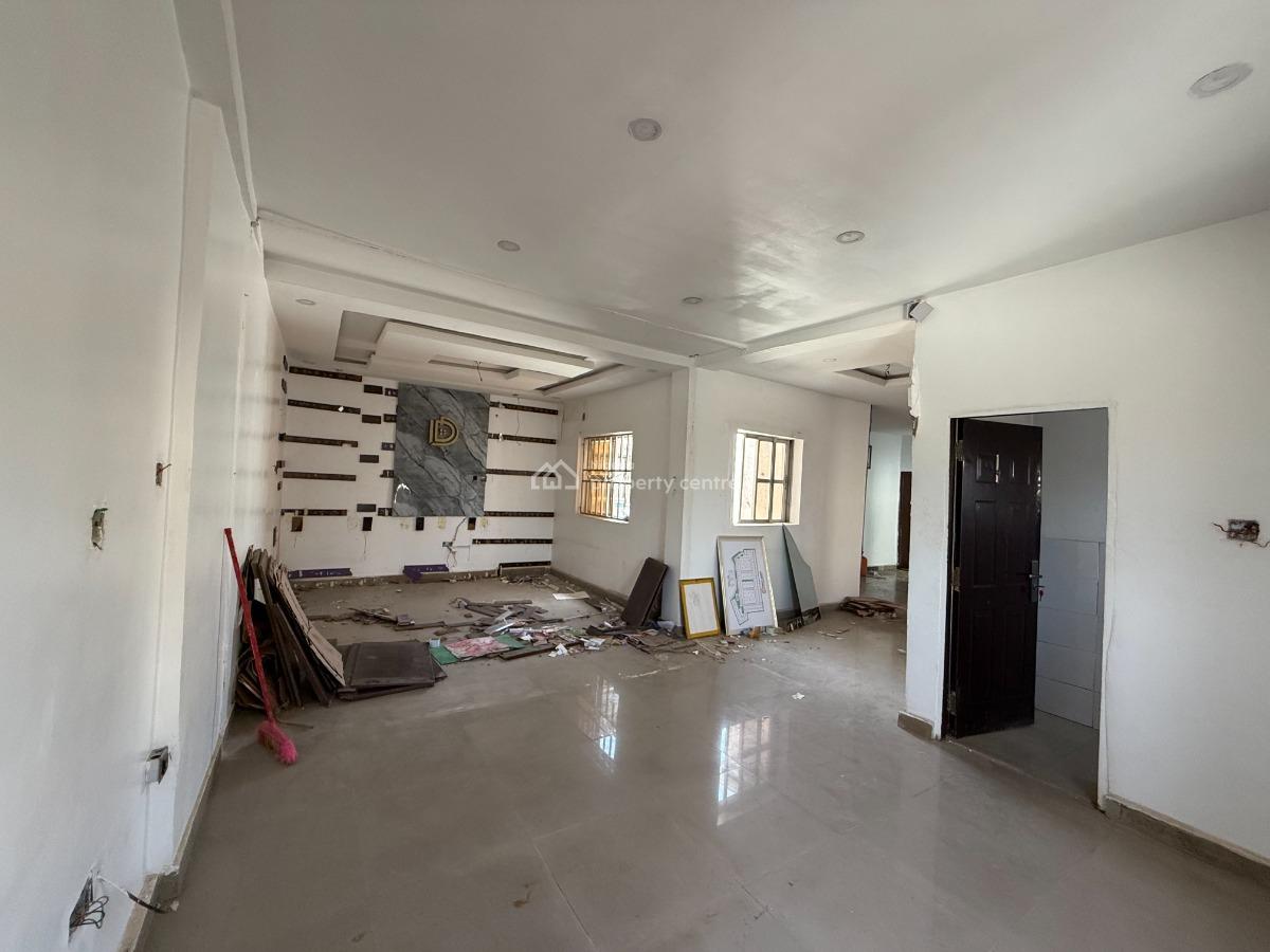 45sqm Office Space in a Prime Location, Wuse 2, Abuja, Office Space for Rent