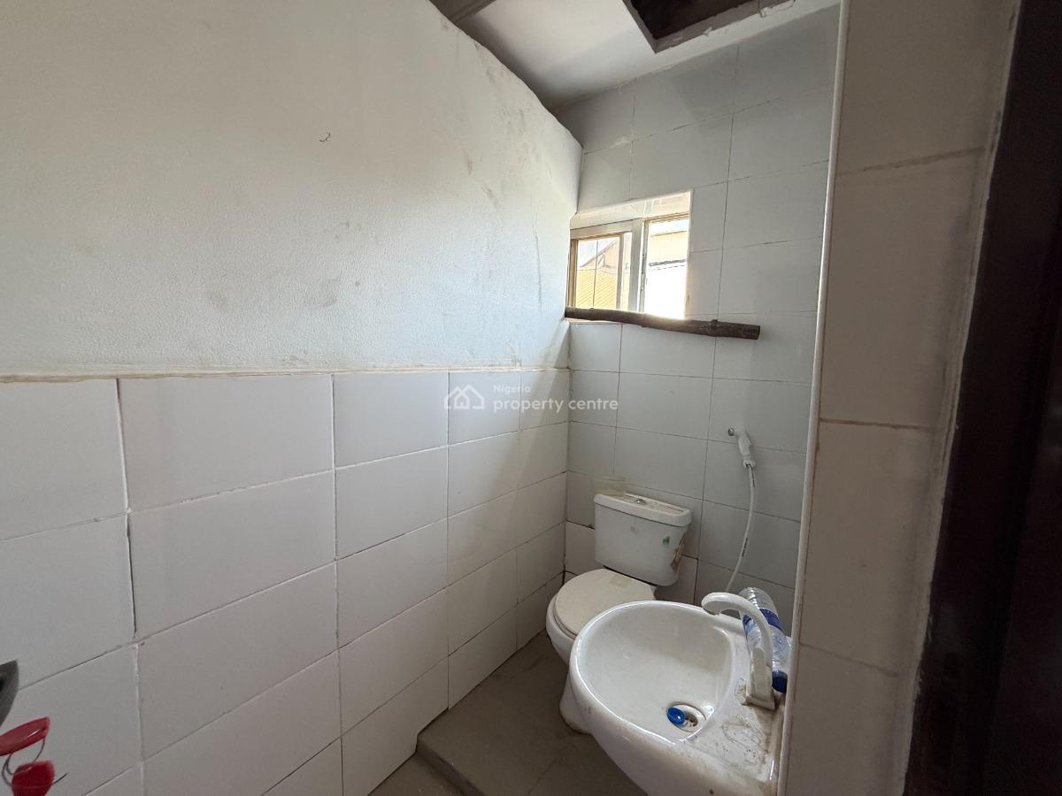 45sqm Office Space in a Prime Location, Wuse 2, Abuja, Office Space for Rent