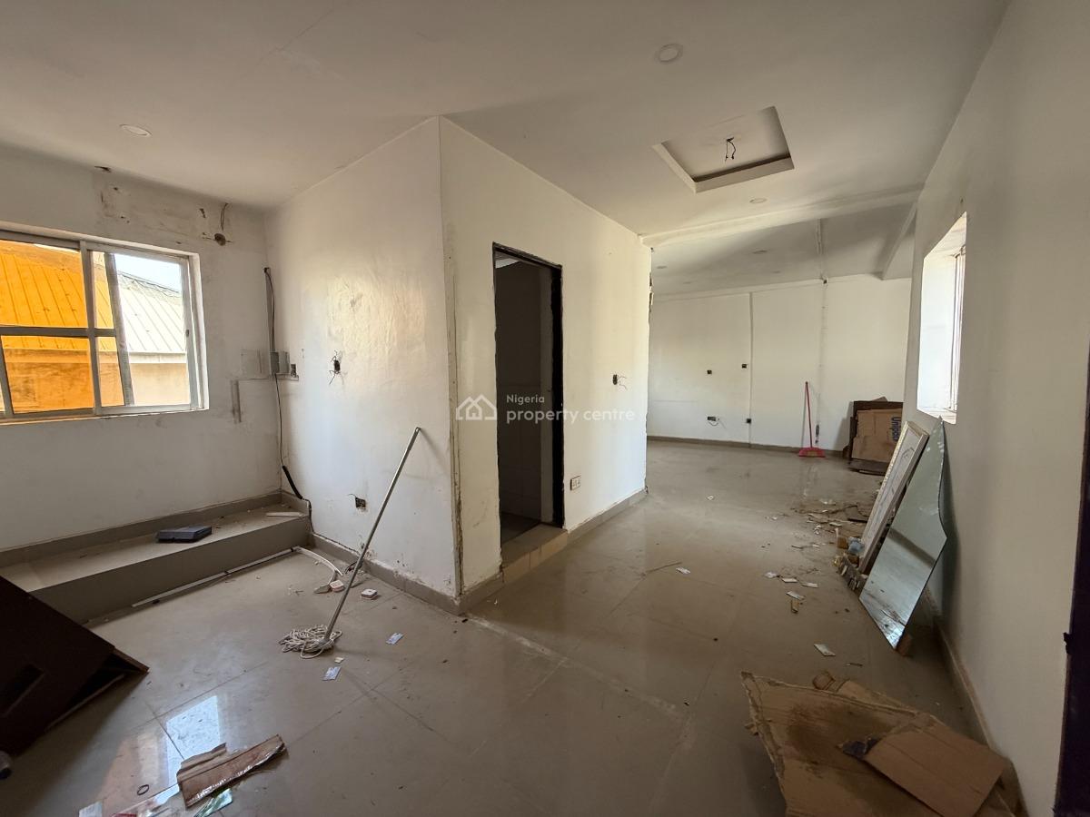 45sqm Office Space in a Prime Location, Wuse 2, Abuja, Office Space for Rent
