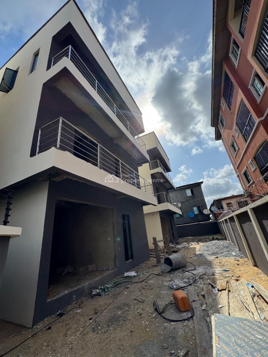 Luxurious 4 Bedroom Fully Detached Duplex with Bq, Surulere, Lagos, Detached Duplex for Sale