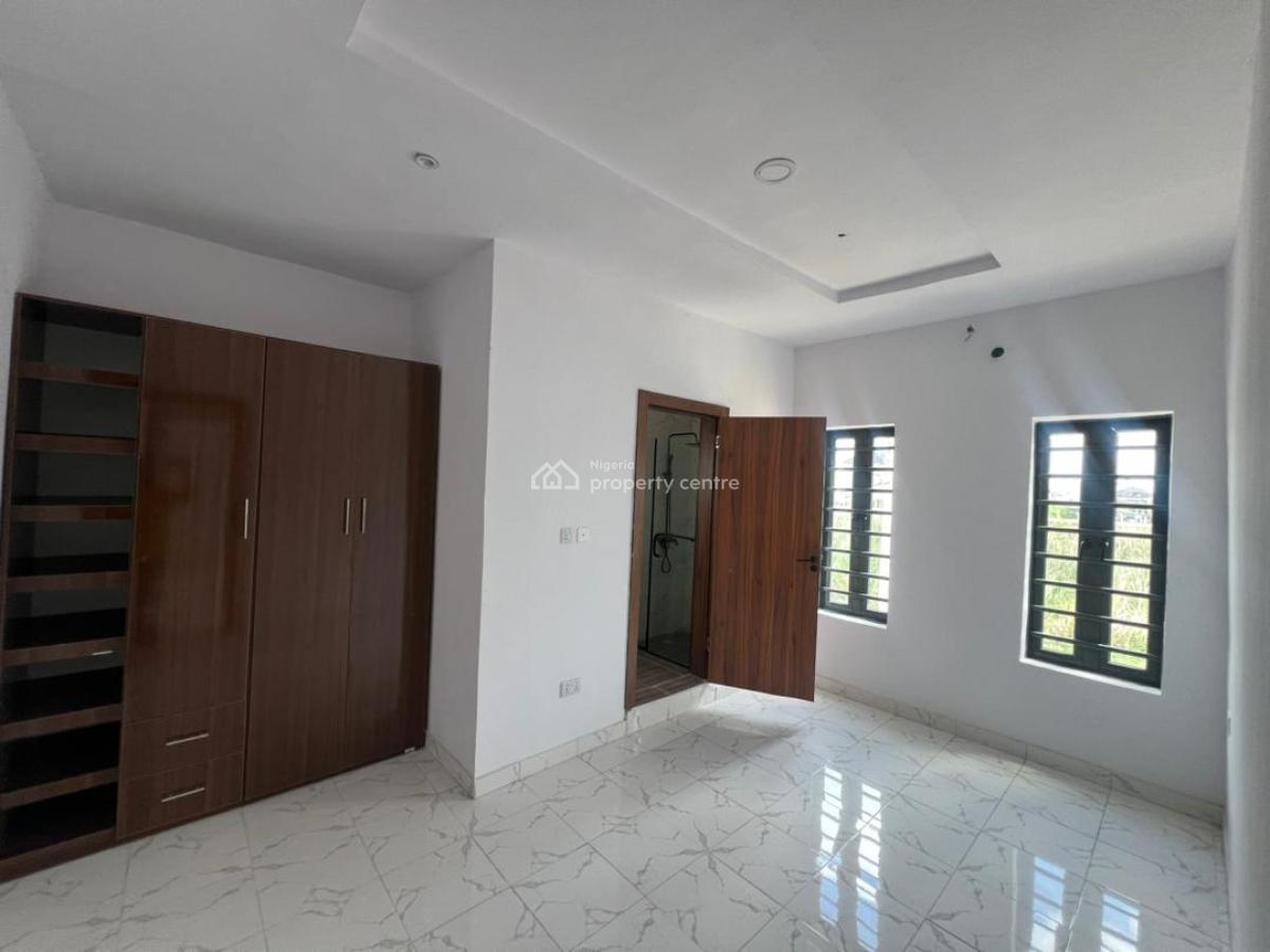 3-bedrooms Terrace Duplex, Ikota Villa Estate, Lekki, Lagos, Terraced Duplex for Sale