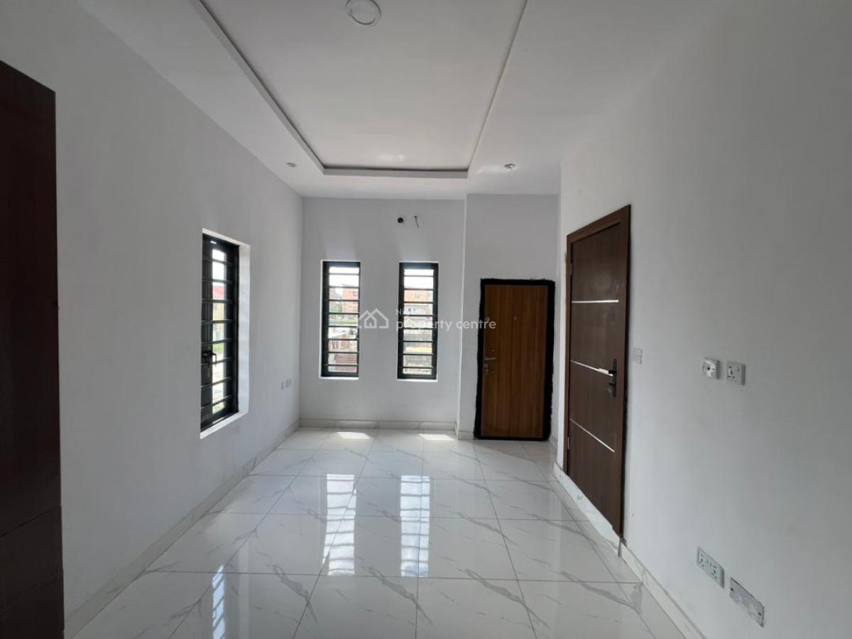3-bedrooms Terrace Duplex, Ikota Villa Estate, Lekki, Lagos, Terraced Duplex for Sale