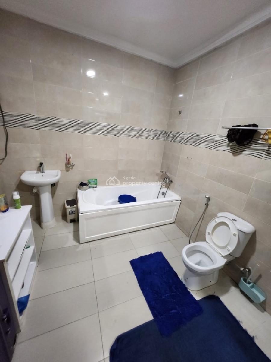 Spacious 3 Bedrooms Terrace Duplex, Osapa, Lekki, Lagos, Terraced Duplex for Rent