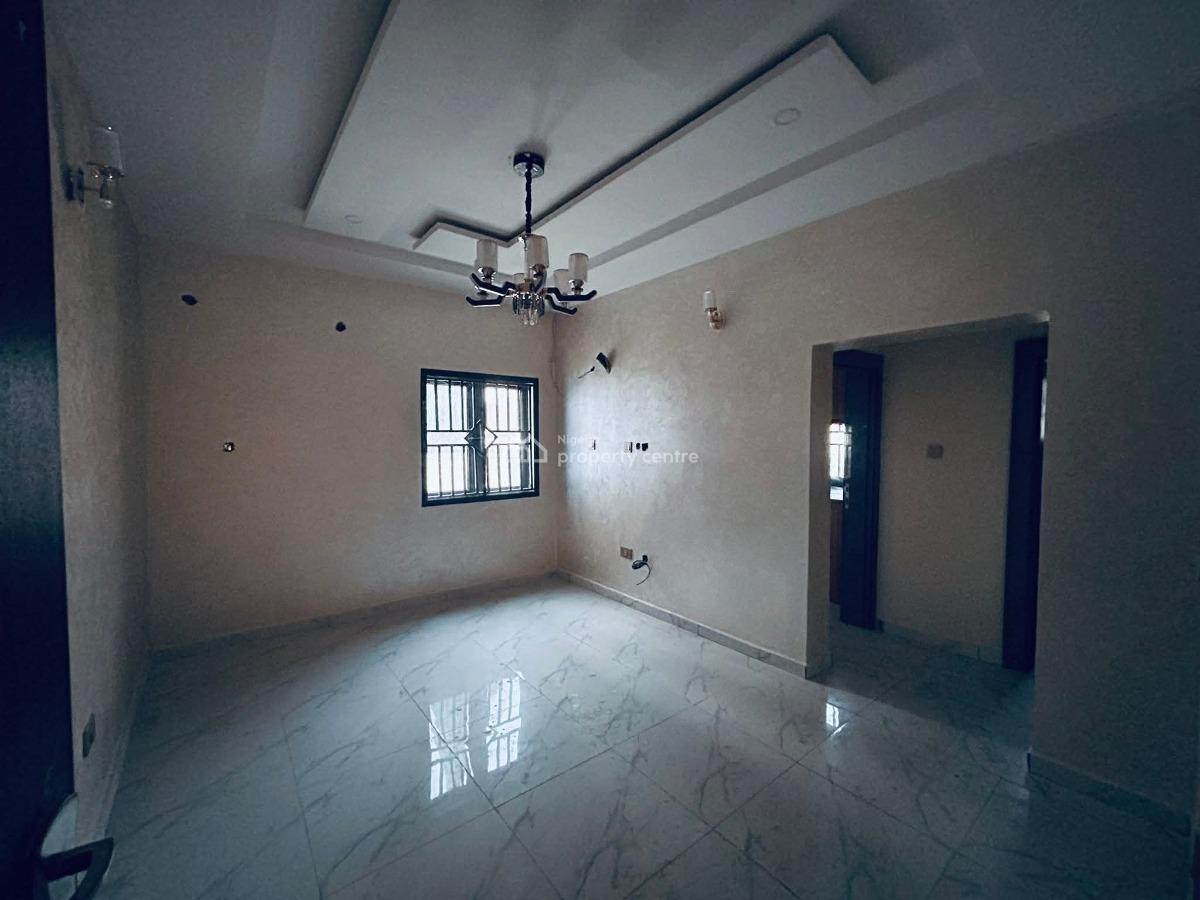 New and Spacious 2 Bedroom Apartment, Kapwa Axis, Lugbe District, Abuja, Flat / Apartment for Rent