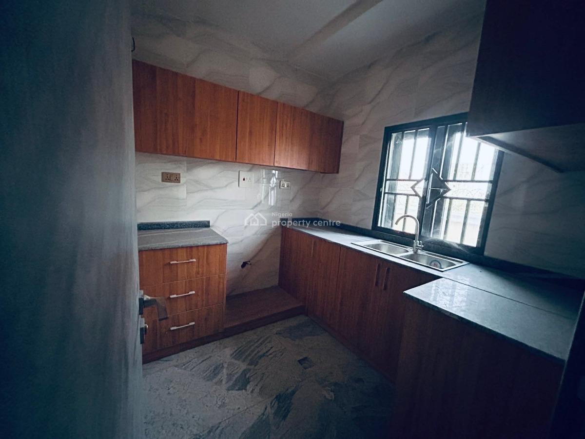 New and Spacious 2 Bedroom Apartment, Kapwa Axis, Lugbe District, Abuja, Flat / Apartment for Rent