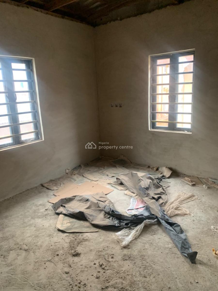 4 Bedroom Detached Duplex, Ota Ono Road (very Close to The Road ), Ikorodu, Lagos, Detached Duplex for Sale