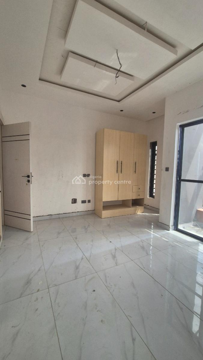 Luxurious 3 Bedroom Apartment with a Room Bq Within a Gated Estate, Maryland Crescent Estate, Maryland, Lagos, Flat / Apartment for Sale