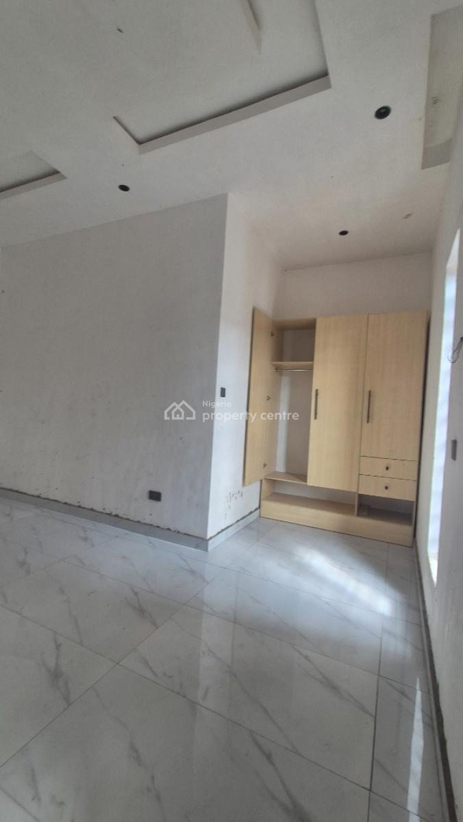 Luxurious 3 Bedroom Apartment with a Room Bq Within a Gated Estate, Maryland Crescent Estate, Maryland, Lagos, Flat / Apartment for Sale