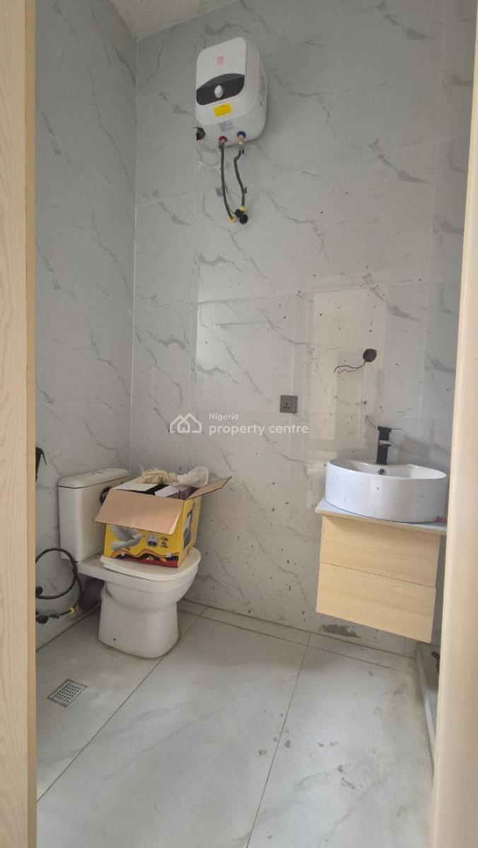 Luxurious 3 Bedroom Apartment with a Room Bq Within a Gated Estate, Maryland Crescent Estate, Maryland, Lagos, Flat / Apartment for Sale