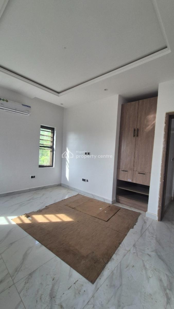 Luxurious 3 Bedroom Apartment with a Room Bq in Gra Ikeja, Off Sobo Arobiodun Street, Ikeja Gra, Ikeja, Lagos, Flat / Apartment for Rent