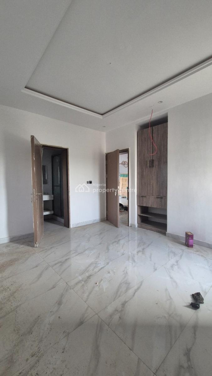 Luxurious 3 Bedroom Apartment with a Room Bq in Gra Ikeja, Off Sobo Arobiodun Street, Ikeja Gra, Ikeja, Lagos, Flat / Apartment for Rent
