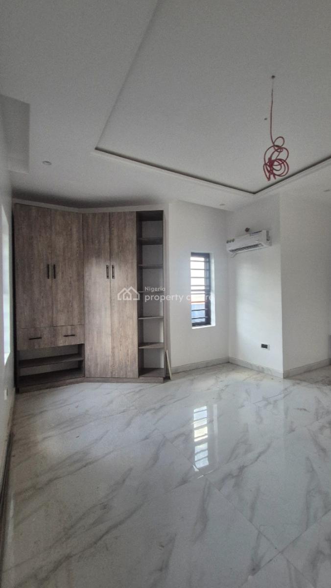 Luxurious 3 Bedroom Apartment with a Room Bq in Gra Ikeja, Off Sobo Arobiodun Street, Ikeja Gra, Ikeja, Lagos, Flat / Apartment for Rent