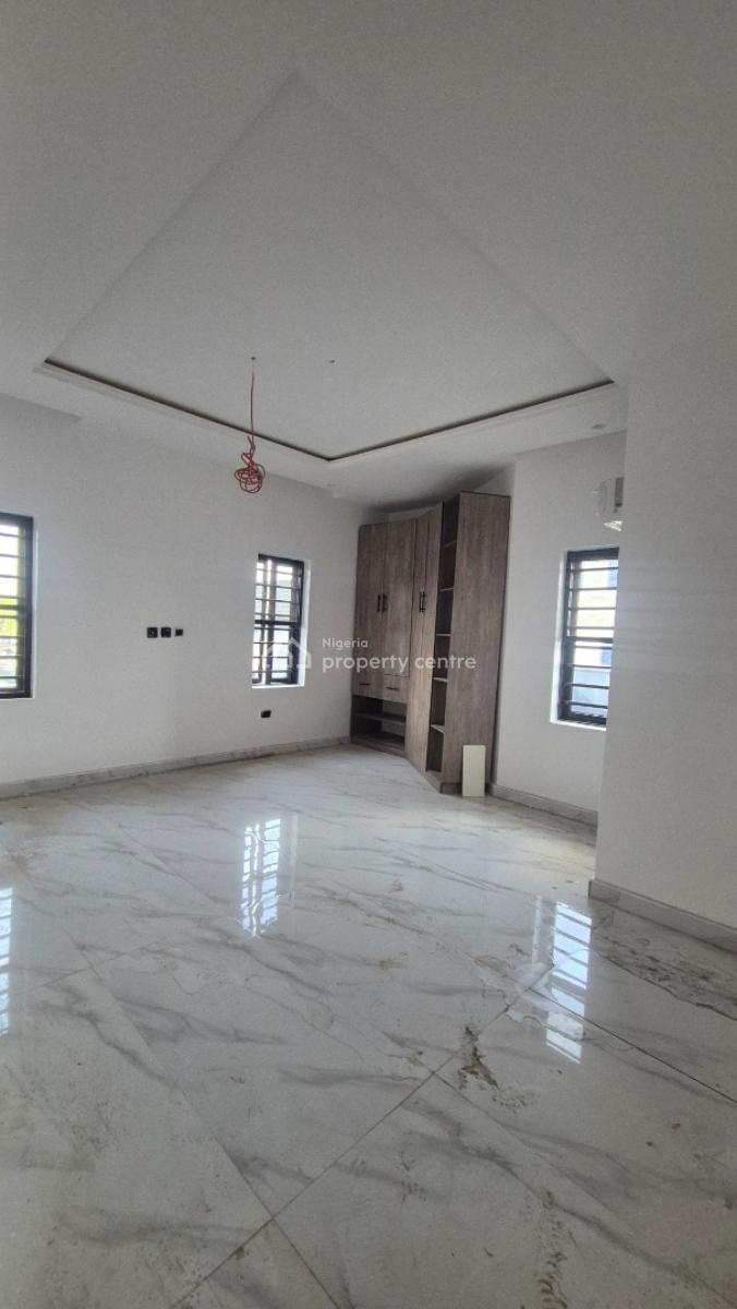 Luxurious 3 Bedroom Apartment with a Room Bq in Gra Ikeja, Off Sobo Arobiodun Street, Ikeja Gra, Ikeja, Lagos, Flat / Apartment for Rent