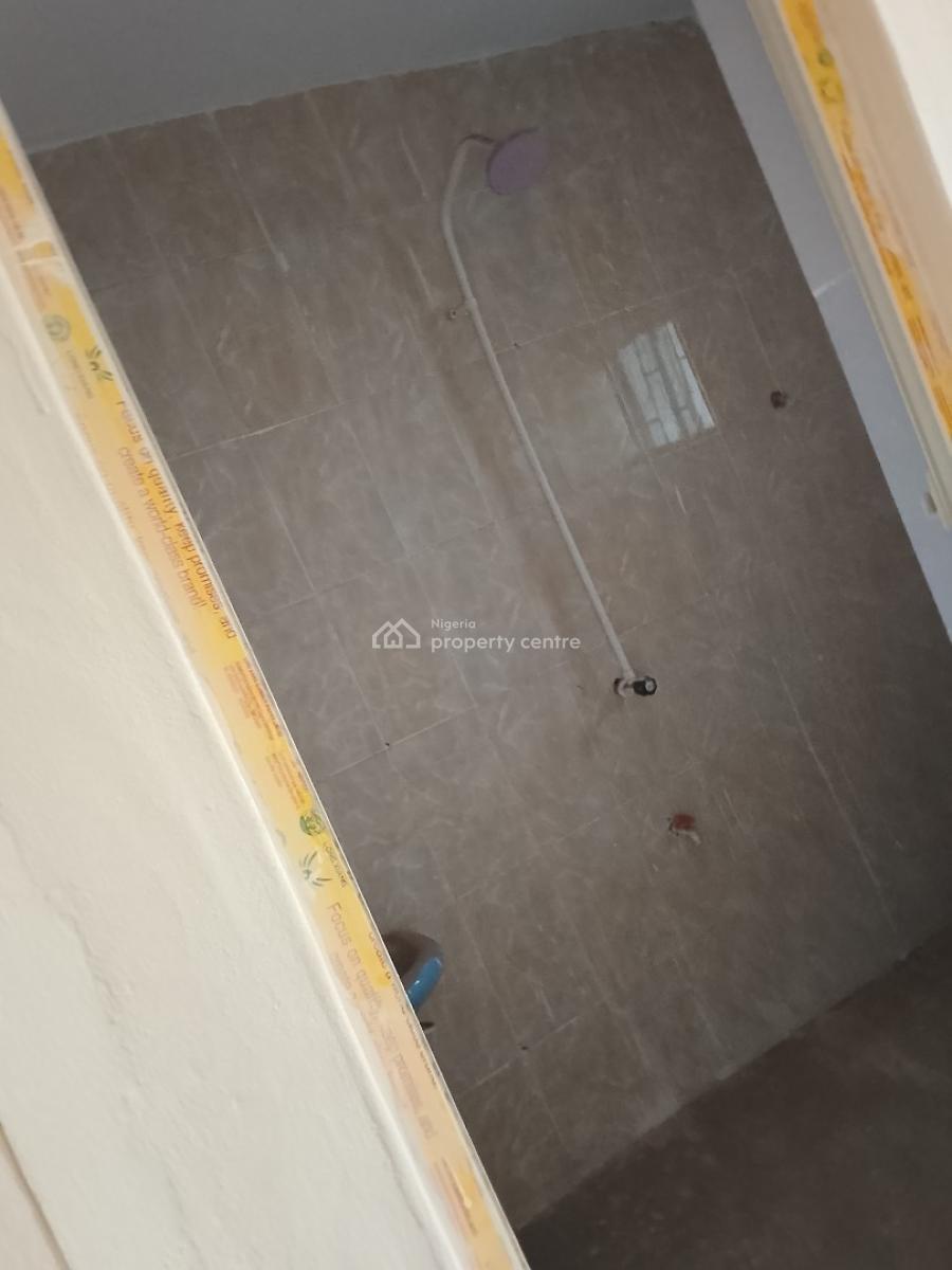 Luxury Two Bedroom, Agunfoye, Igbogbo, Ikorodu, Lagos, Flat / Apartment for Rent