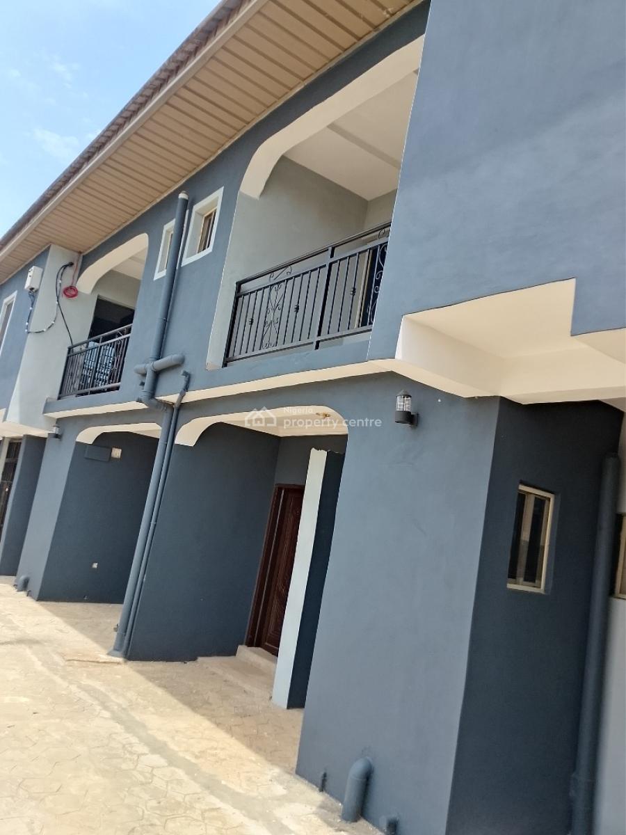 Luxury Two Bedroom, Agunfoye, Igbogbo, Ikorodu, Lagos, Flat / Apartment for Rent