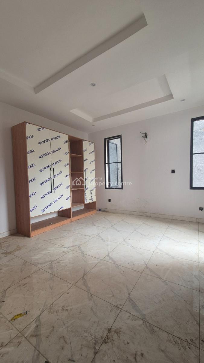 Direct Luxurious 3 Bedroom Apartment with a Room Bq in Gra Ikeja., Off Issac John Street Gra Ikeja, Ikeja Gra, Ikeja, Lagos, Flat / Apartment for Sale