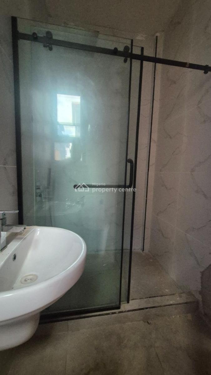 Direct Luxurious 3 Bedroom Apartment with a Room Bq in Gra Ikeja., Off Issac John Street Gra Ikeja, Ikeja Gra, Ikeja, Lagos, Flat / Apartment for Sale