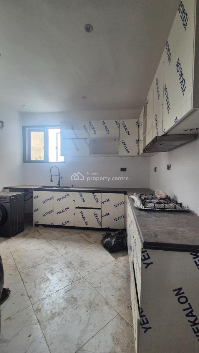 Direct Luxurious 3 Bedroom Apartment with a Room Bq in Gra Ikeja., Off Issac John Street Gra Ikeja, Ikeja Gra, Ikeja, Lagos, Flat / Apartment for Sale