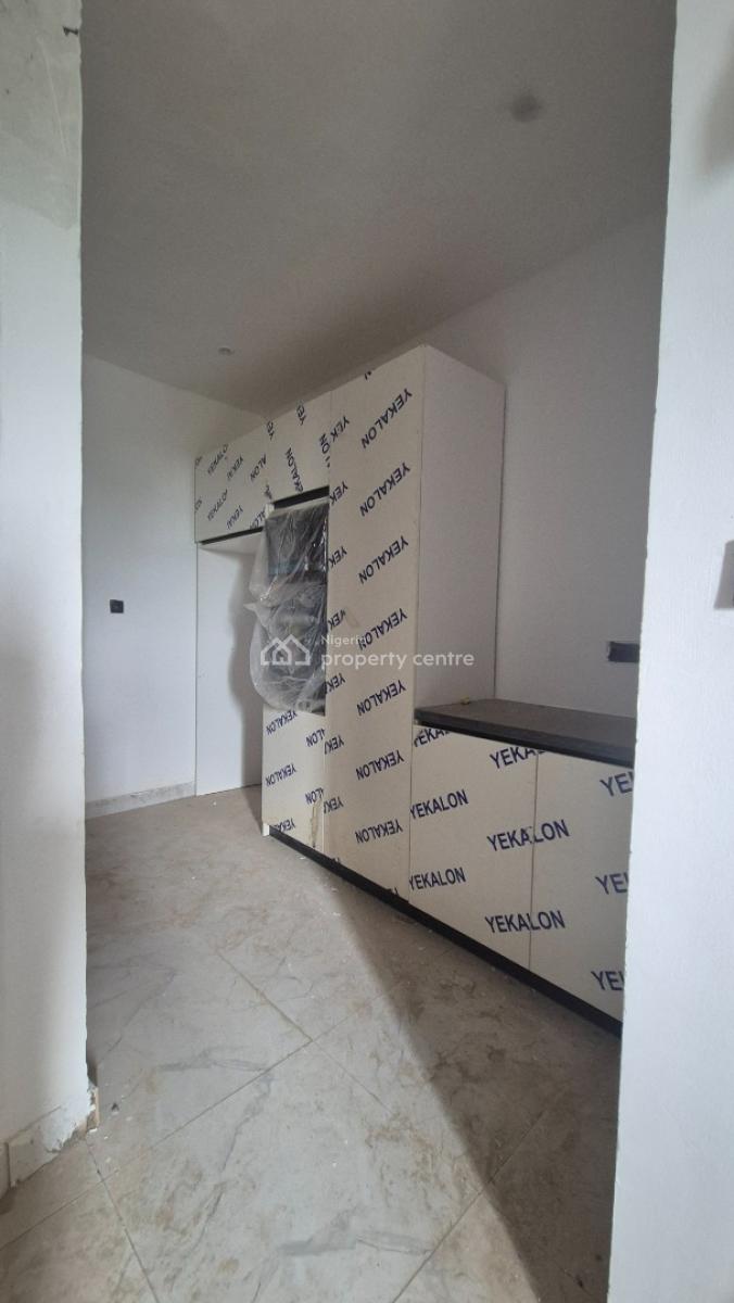 Direct Luxurious 3 Bedroom Apartment with a Room Bq in Gra Ikeja., Off Issac John Street Gra Ikeja, Ikeja Gra, Ikeja, Lagos, Flat / Apartment for Sale