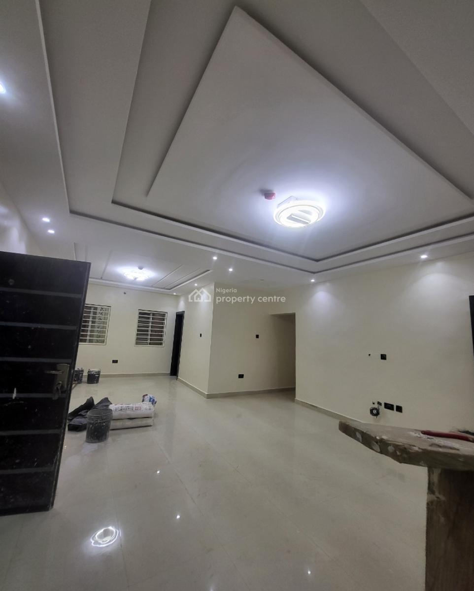 Luxurious Massive Brand New 3 Bedroom Flat, Nnpc Estate, Wuye, Abuja, Flat / Apartment for Rent