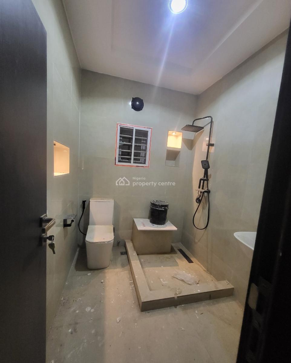 Luxurious Massive Brand New 3 Bedroom Flat, Nnpc Estate, Wuye, Abuja, Flat / Apartment for Rent