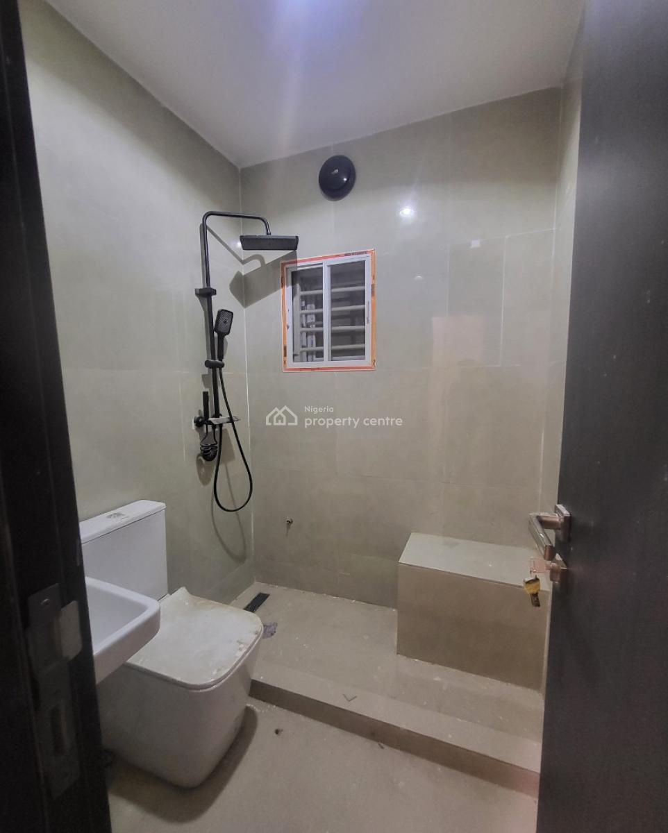 Luxurious Massive Brand New 3 Bedroom Flat, Nnpc Estate, Wuye, Abuja, Flat / Apartment for Rent