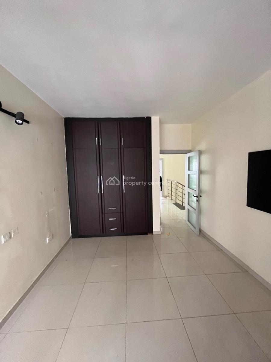 Standard 4bed Terrace for Commercial and Residential Use, Lekki Phase 1, Lekki, Lagos, Terraced Duplex for Rent