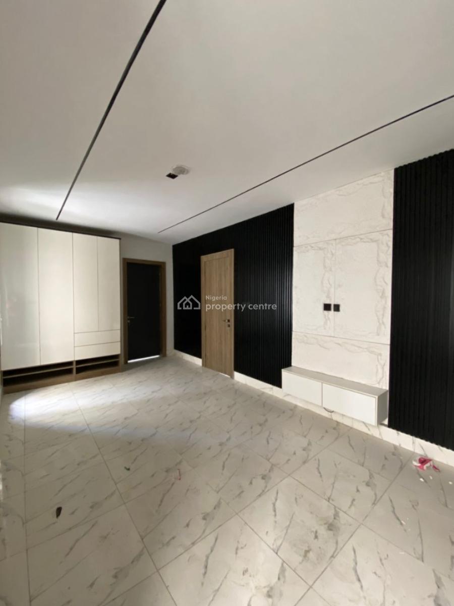 an Amazing 1 Bedroom Apartment, Lekki Phase 1, Lekki, Lagos, Flat / Apartment for Sale