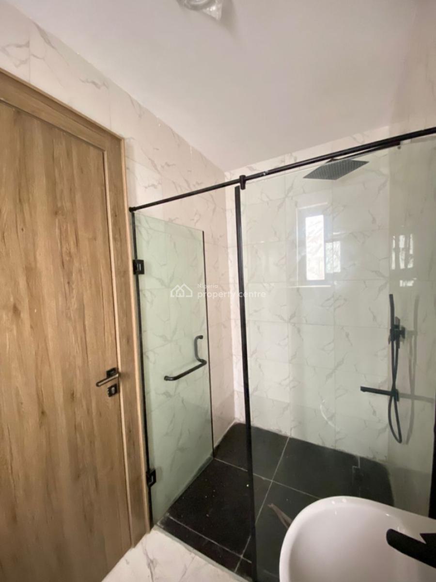 an Amazing 1 Bedroom Apartment, Lekki Phase 1, Lekki, Lagos, Flat / Apartment for Sale