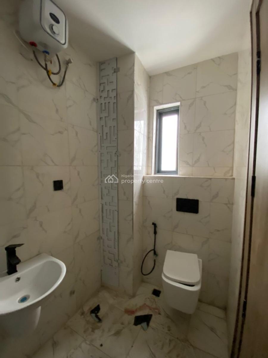 an Amazing 1 Bedroom Apartment, Lekki Phase 1, Lekki, Lagos, Flat / Apartment for Sale