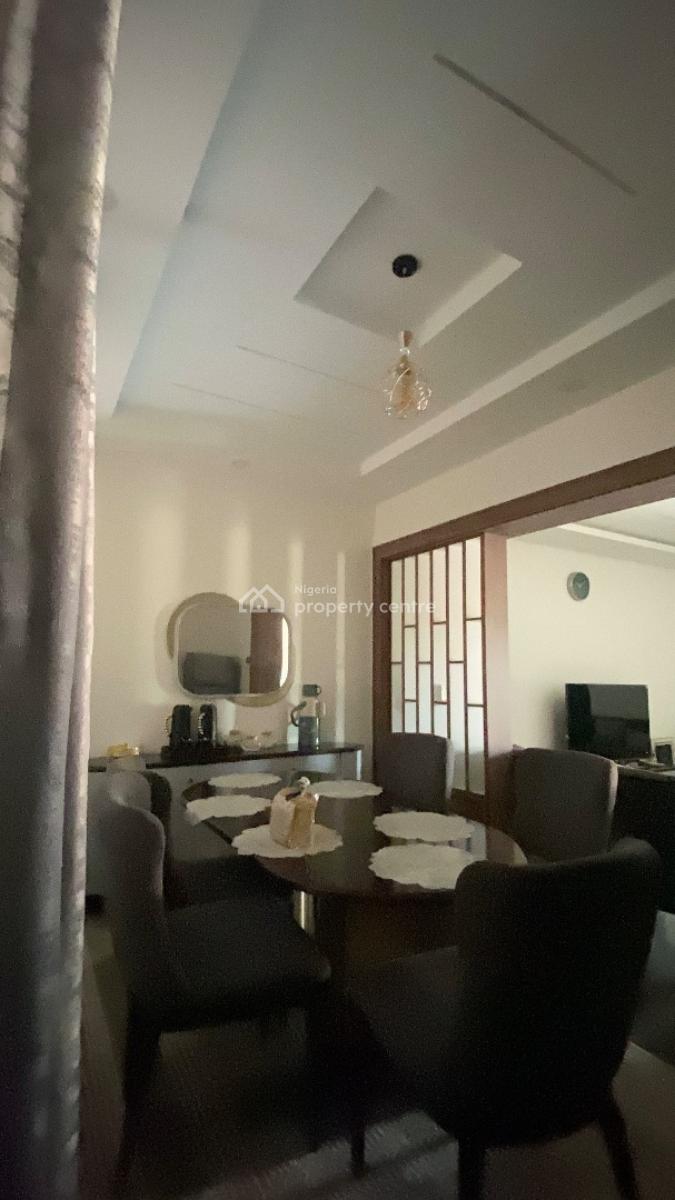 Spacious 2 Bed Flat  Penthouse Bq, Dawaki, Dawaki, Gwarinpa, Abuja, Flat / Apartment for Sale