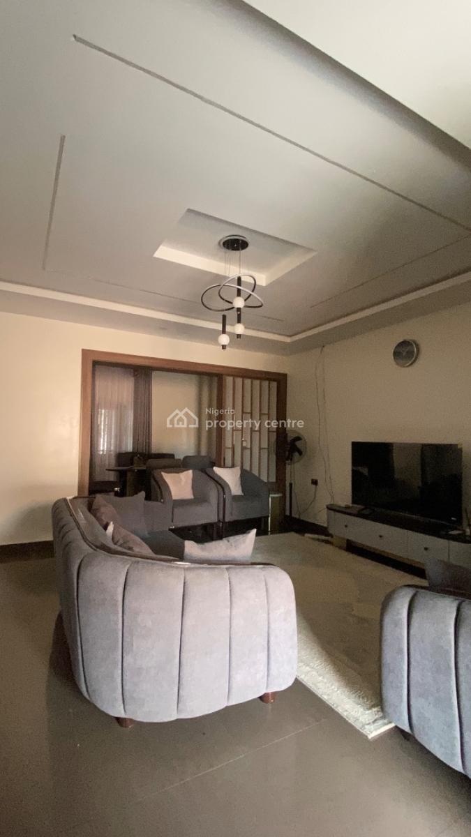 Spacious 2 Bed Flat  Penthouse Bq, Dawaki, Dawaki, Gwarinpa, Abuja, Flat / Apartment for Sale