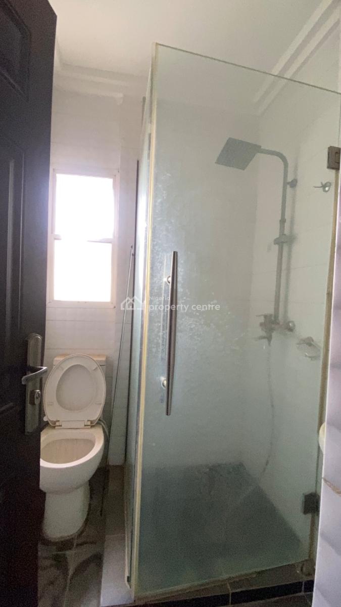 Spacious 2 Bed Flat  Penthouse Bq, Dawaki, Dawaki, Gwarinpa, Abuja, Flat / Apartment for Sale