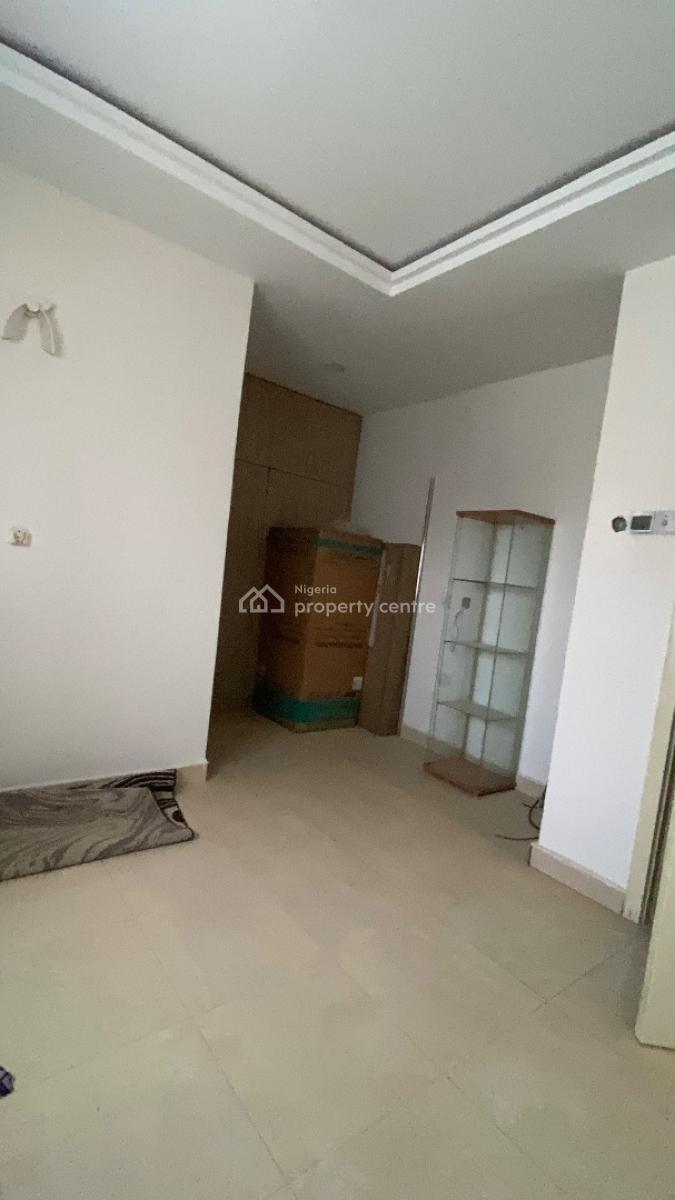 Spacious 2 Bed Flat  Penthouse Bq, Dawaki, Dawaki, Gwarinpa, Abuja, Flat / Apartment for Sale