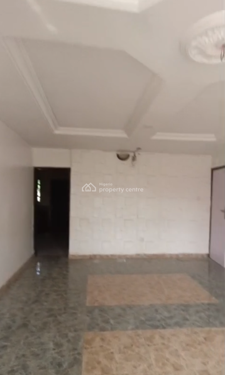 3 Bedroom Apartment Upstairs, Lekki Scheme 2 Estate, Adesanya, Lekki Phase 2, Lekki, Lagos, Flat / Apartment for Rent