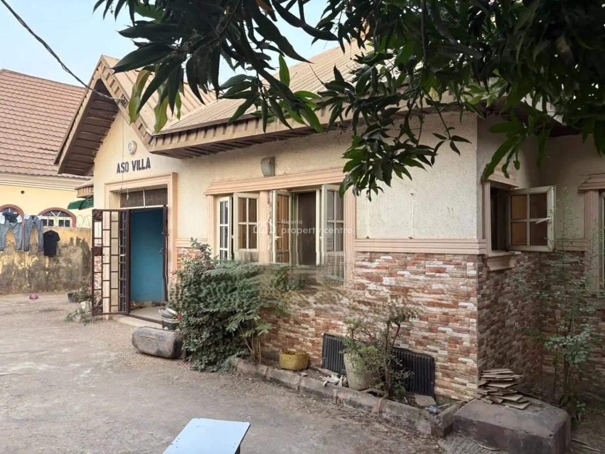 Luxury 3 Bedroom Bungalow with Excellent Facilities, Lugbe District. Abuja - Nigeria., Fha (f.h.a), Lugbe District, Abuja, Detached Bungalow for Sale