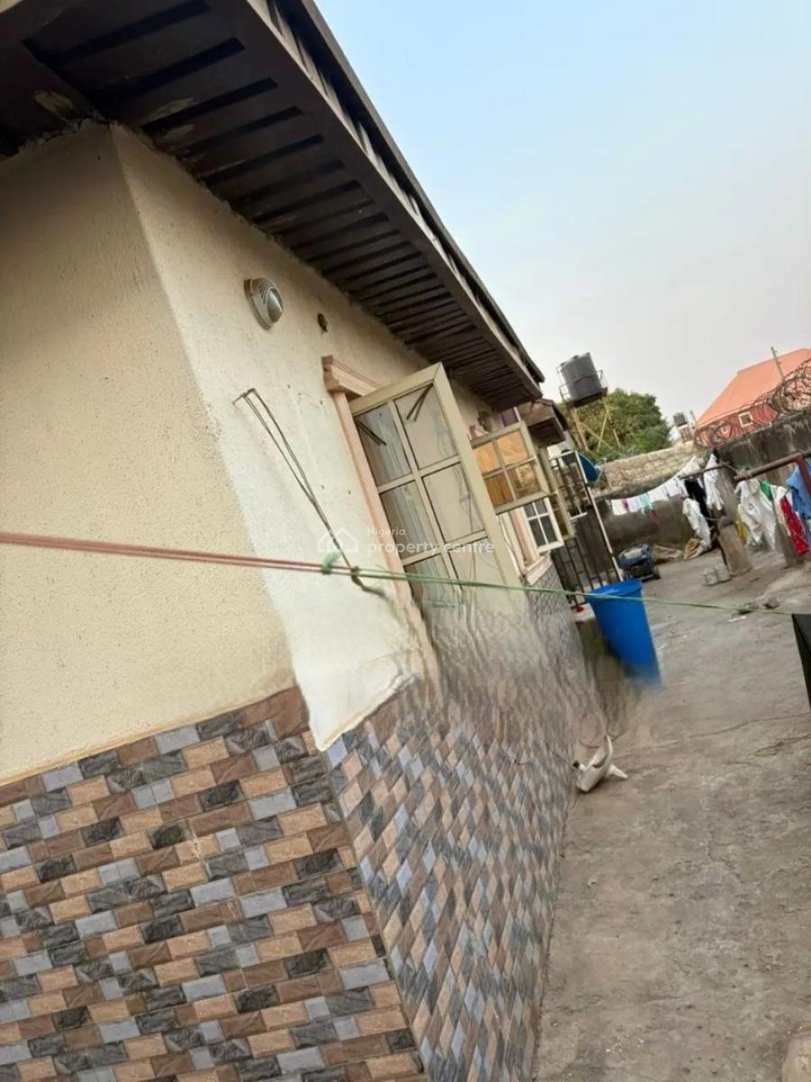 Luxury 3 Bedroom Bungalow with Excellent Facilities, Lugbe District. Abuja - Nigeria., Fha (f.h.a), Lugbe District, Abuja, Detached Bungalow for Sale