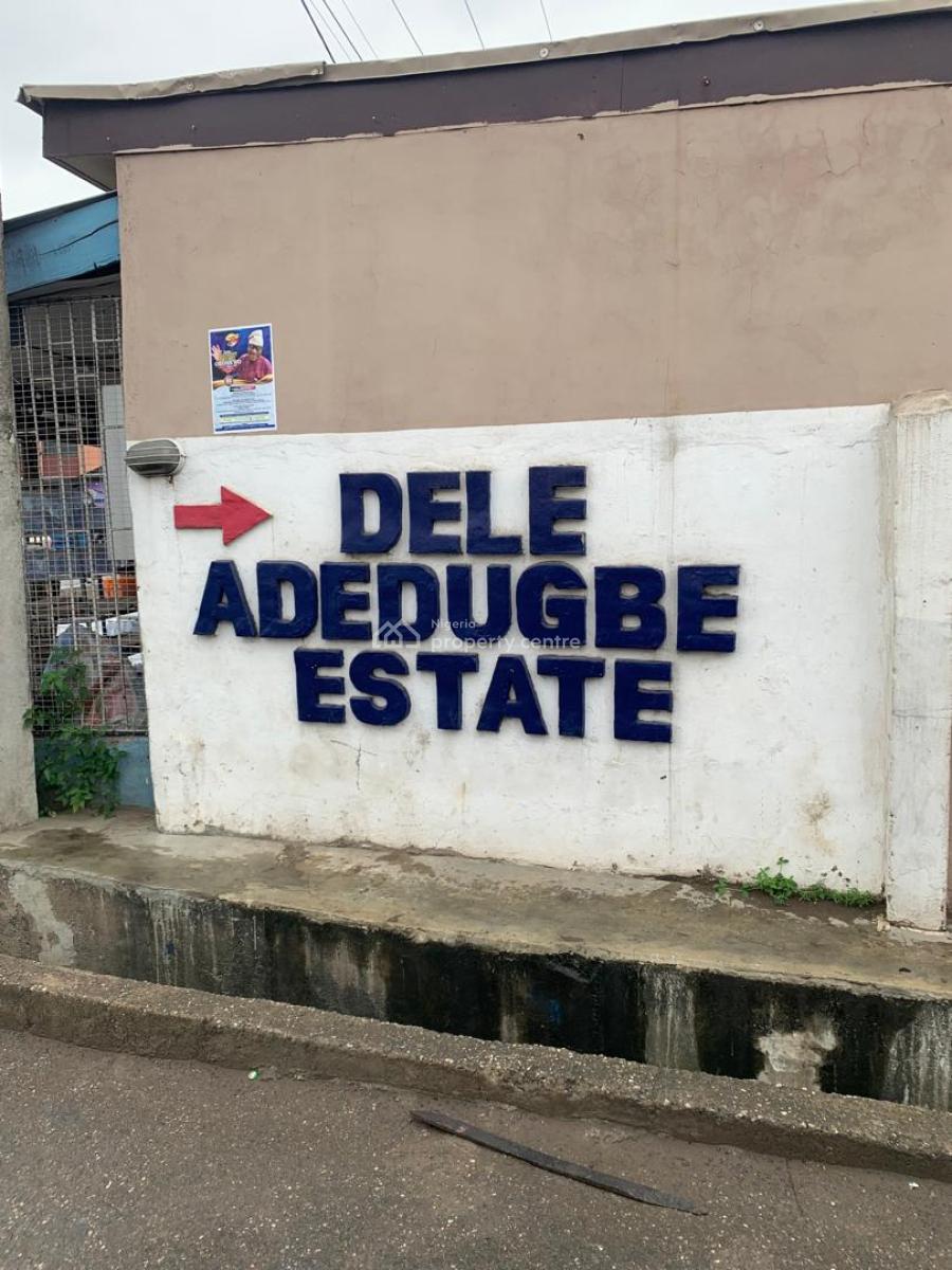 5 Bedroom Detached House with Shop in Front, Oko Oba/ Abule Egba/lagos, Agege, Lagos, Detached Duplex for Sale