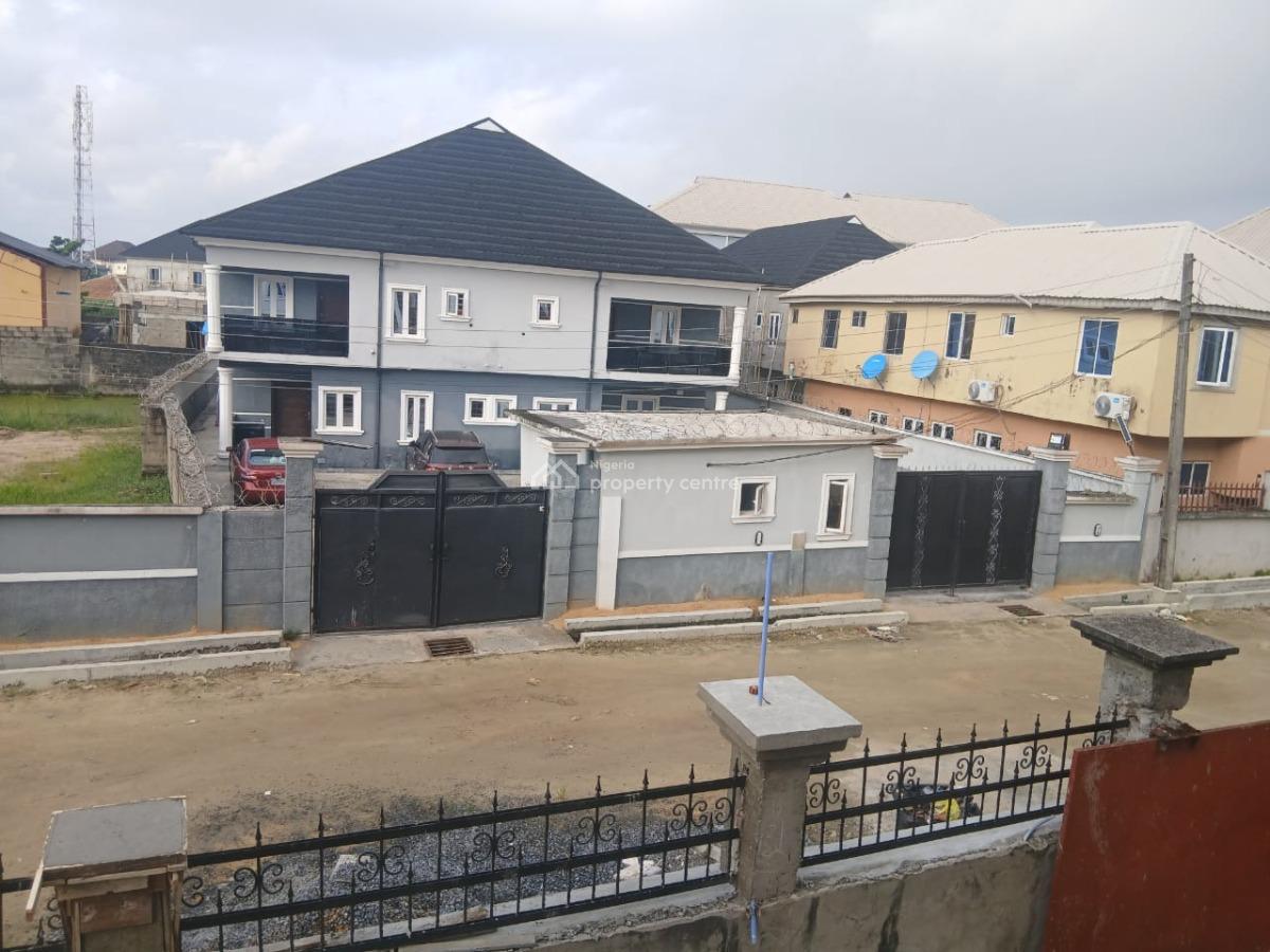 Luxury 2 Bedrooms Flat / Apartment Tastefully Managed & Relatively New, Akins Estate, Ado, Ajah, Lagos, Flat / Apartment for Rent