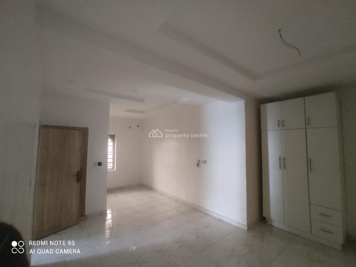 Luxury 2 Bedrooms Flat, Tastefully Managed & Relatively New, Akins Estate, Ajah, Lagos, Flat / Apartment for Rent