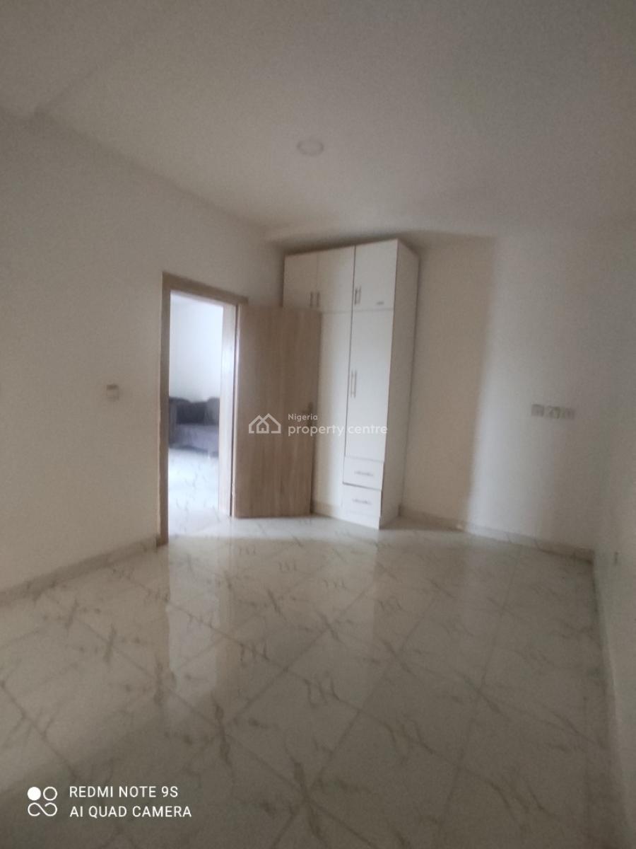 Luxury 2 Bedrooms Flat, Tastefully Managed & Relatively New, Akins Estate, Ajah, Lagos, Flat / Apartment for Rent