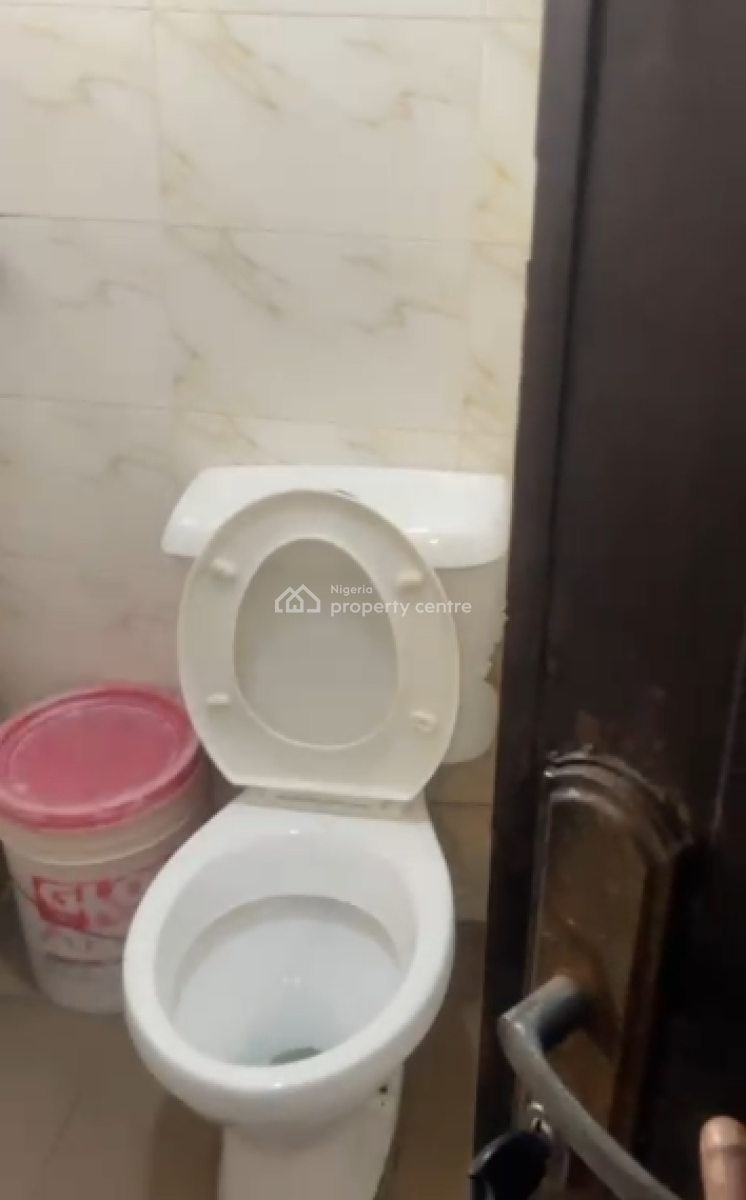 Fully Furnished Room Upstairs in a Shared Apt, Idowu Estate, Addo Rd, Oke Ira, Ajah, Lagos, Flat / Apartment for Rent