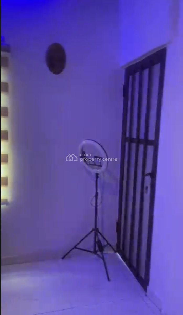 Fully Furnished Room Upstairs in a Shared Apt, Idowu Estate, Addo Rd, Oke Ira, Ajah, Lagos, Flat / Apartment for Rent