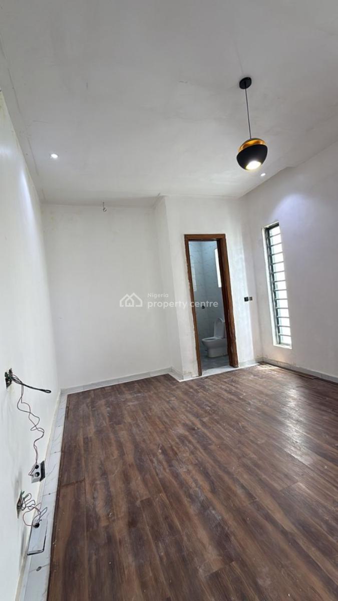 Neatest Room Upstairs in Shared Duplex Secured Estate, Chevron Alternative, Lekki, Lagos, Self Contain (single Rooms) for Rent