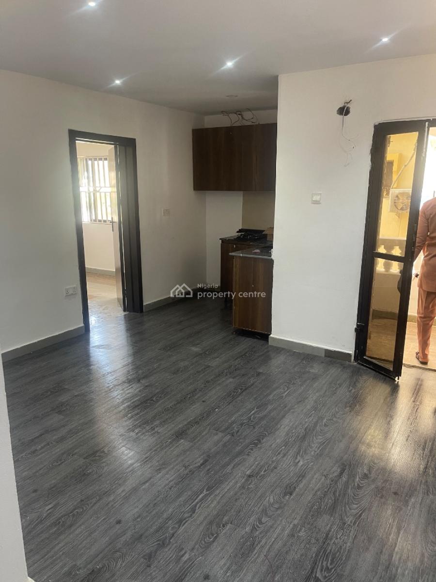 1bedroom, Lekki Phase 1, Lekki Phase 1, Lekki, Lagos, Mini Flat (room and Parlour) for Rent