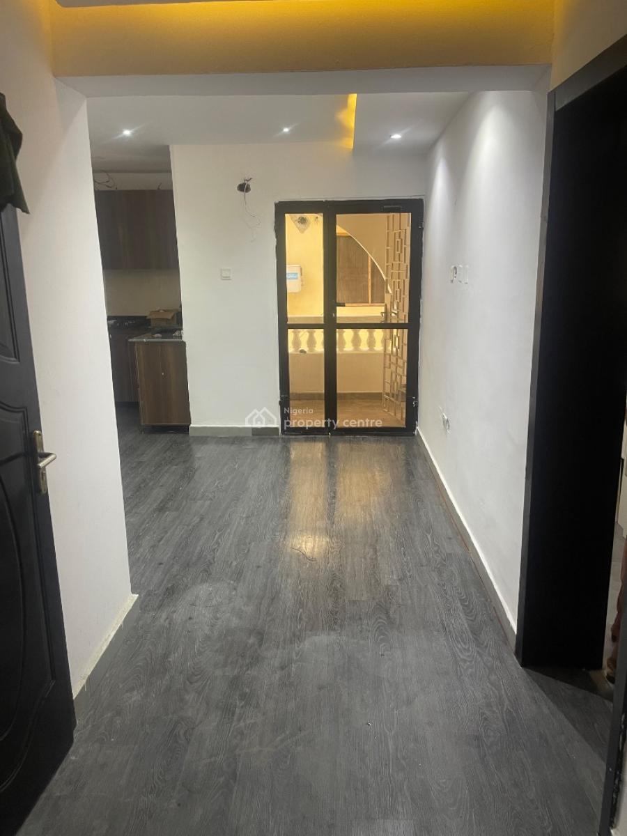 1bedroom, Lekki Phase 1, Lekki Phase 1, Lekki, Lagos, Mini Flat (room and Parlour) for Rent