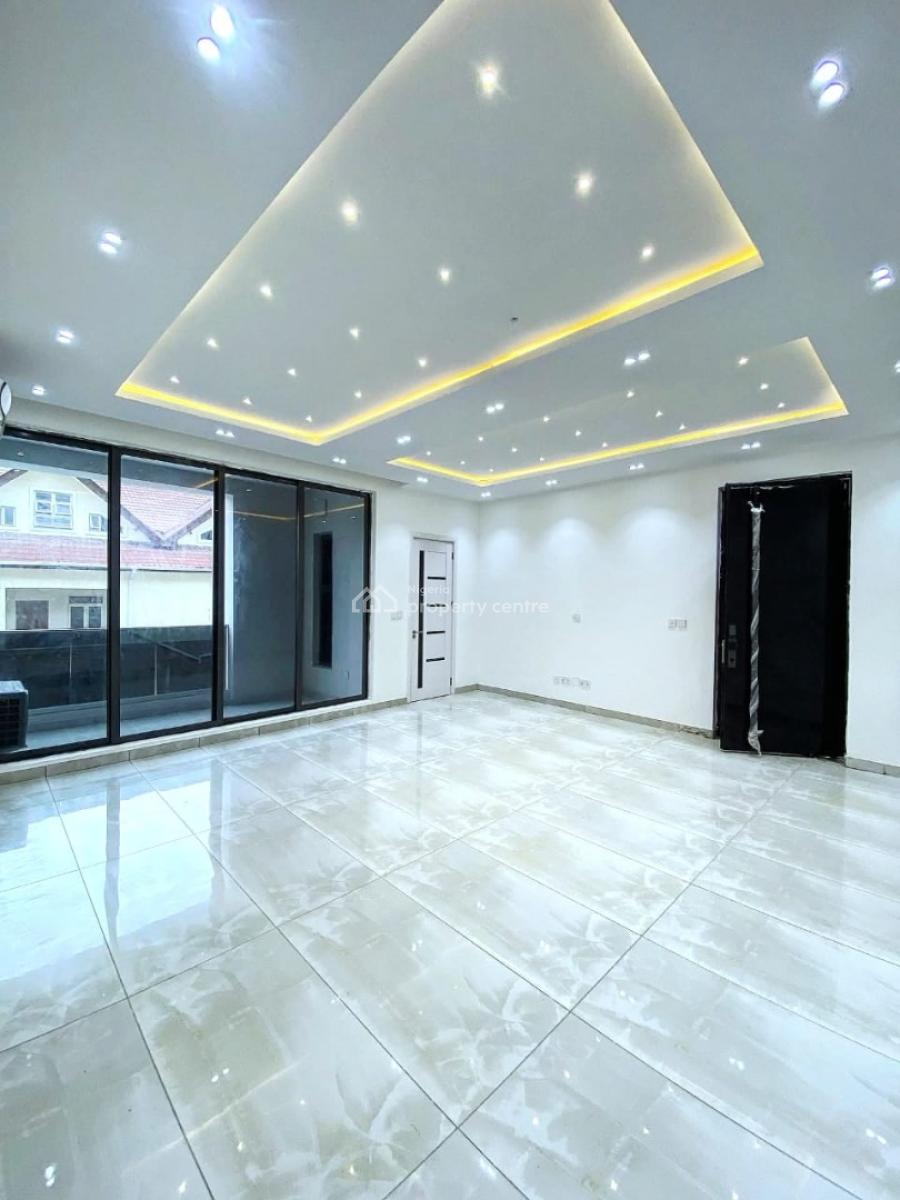 Brand New 3 Bedroom Apartment, Lekki Phase 1, Lekki, Lagos, Flat / Apartment for Sale