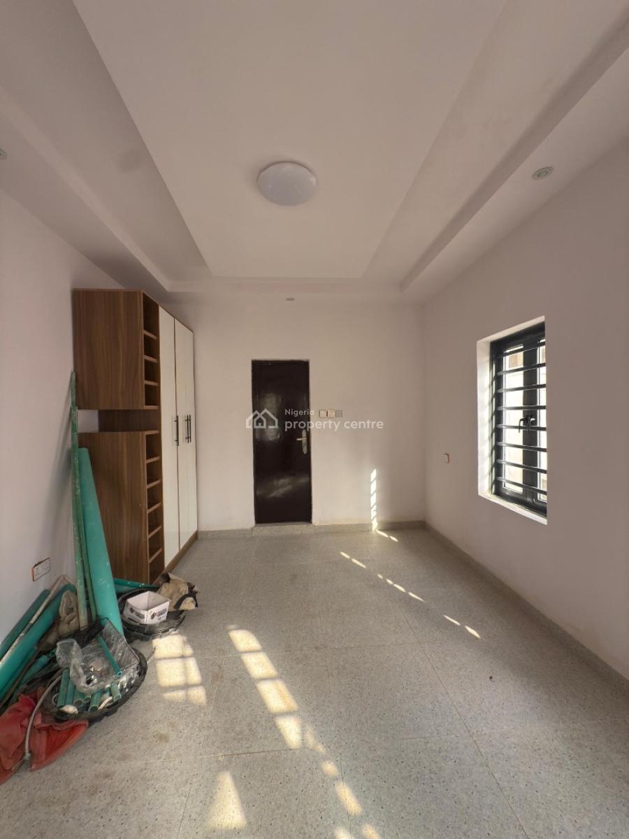 Exquisitely Built 3 Bedrooms Flat with Premium Facilities., Kolapo Ishola Gra, Ibadan, Akobo, Ibadan, Oyo, Block of Flats for Sale